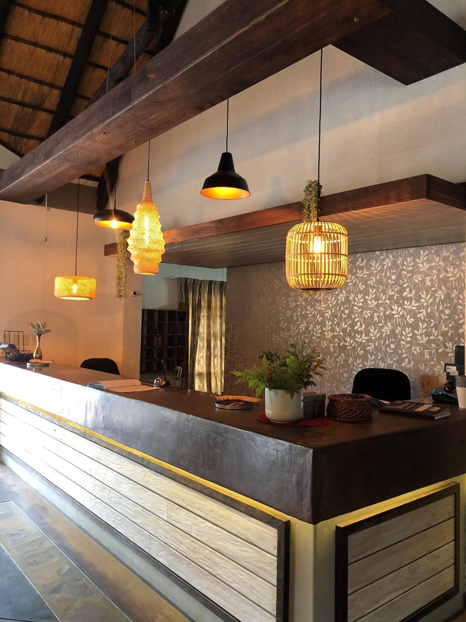Okahandja Country Hotel מראה חיצוני תמונה